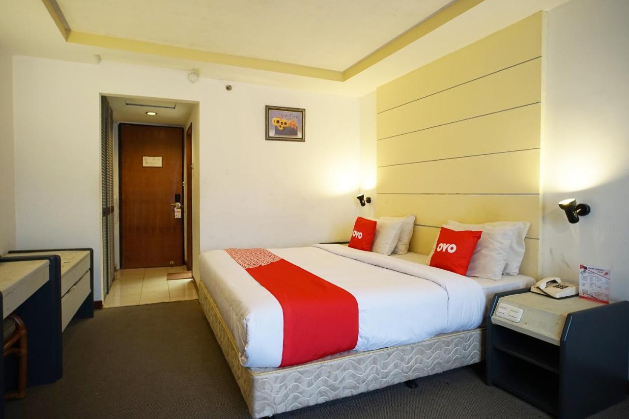 Collection O 1963 Hotel The New Benakutai Balikpapan  Exterior photo