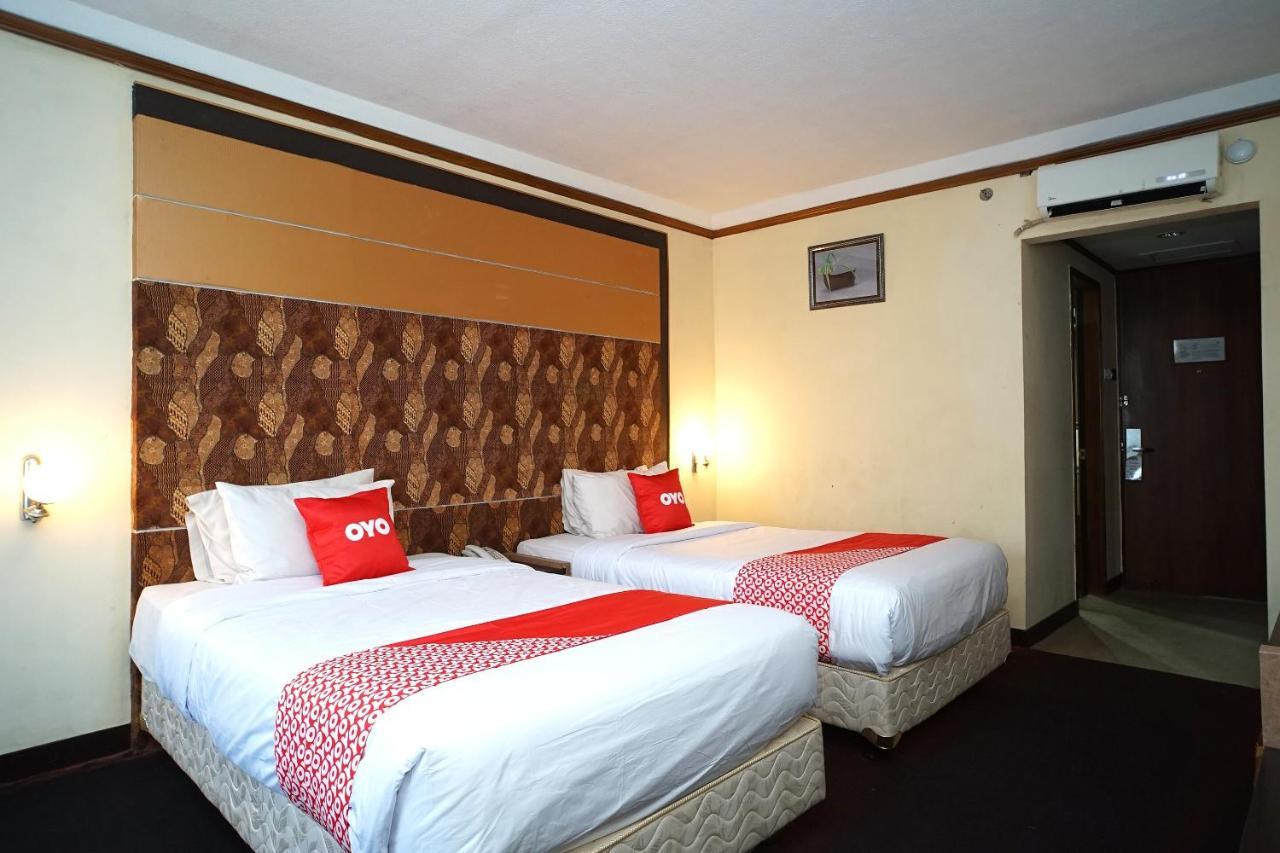 Collection O 1963 Hotel The New Benakutai Balikpapan  Exterior photo