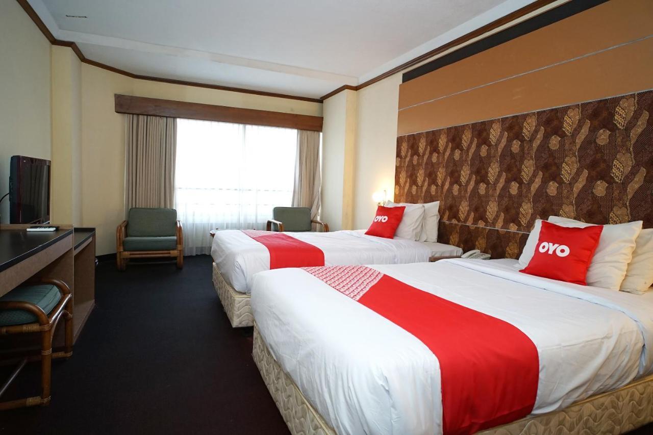 Collection O 1963 Hotel The New Benakutai Balikpapan  Exterior photo